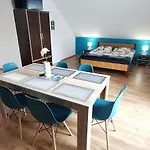 Przy Wiadukcie - Quarto em Acomodações Particulares Lewin Klodzki