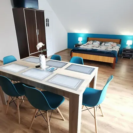 Przy Wiadukcie - Ubytování v soukromí Lewin Klodzki