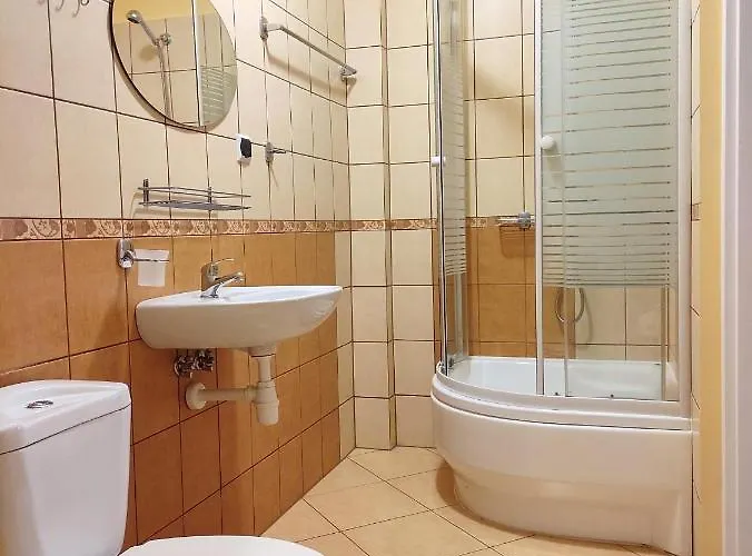 Homestay Przy Wiadukcie - *