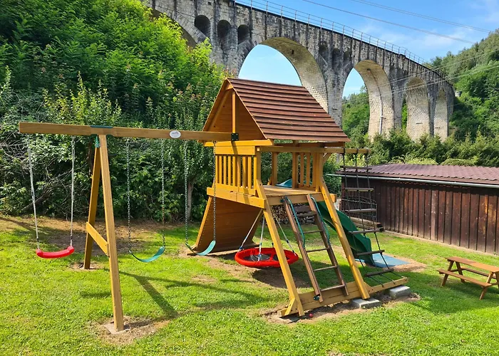 Homestay Przy Wiadukcie -